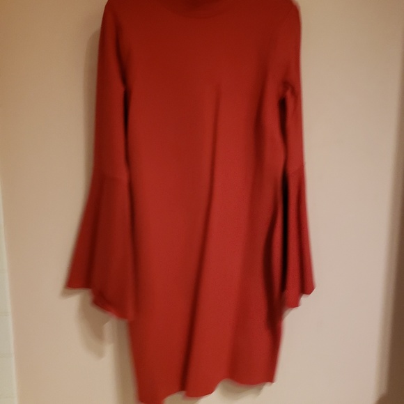 VENUS Dresses & Skirts - Lovely bell sleeved dress.